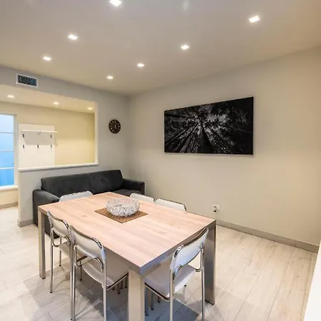 Апартаменти Casavacanza Orchidea 2